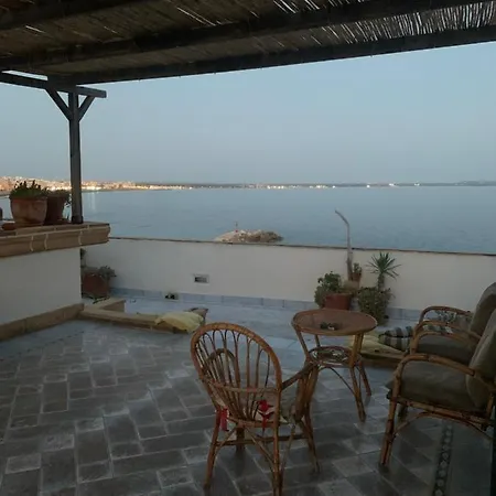 Palazzo Ivana Δωμάτια σε οικογενειακή κατοικία Gallipoli